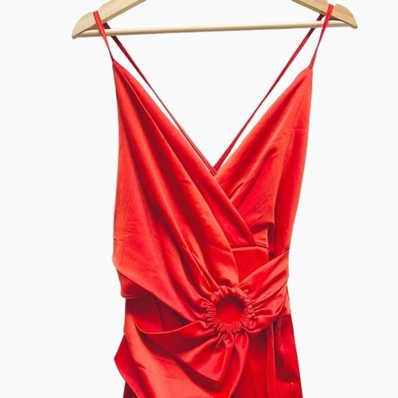 4SI3NNA Stacey Wrap Mini Dress in Red Size Medium NWT - Picture 4 of 7